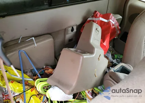 1998 Ford Ranger Super Cab z USA, uszkodzony, nr VIN 1FTYR14X9WPB57452